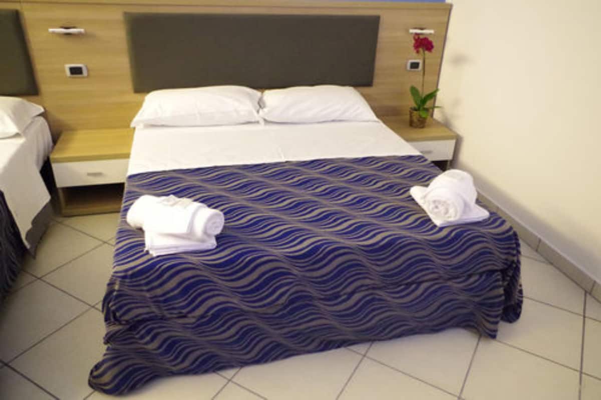 In-room safe, desk, laptop workspace, iron/ironing board (on request)