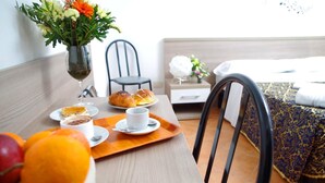 Room - Hotel Centrale (Milan)