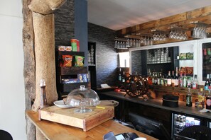 Aulabaari, valtamerinäköala, avoinna joka päivä