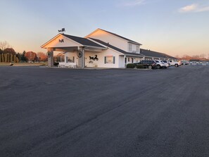 Exterior - Der Ruhe Blatz Motel (Shipshewana)