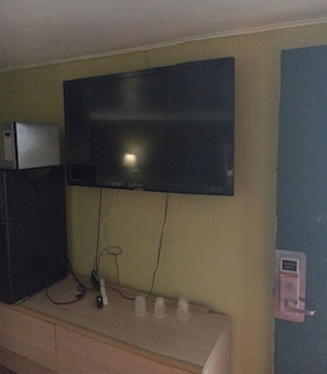 Quarto standard, várias camas | Roupas de cama premium, escrivaninha, Wi-Fi (sobretaxa), roupa de cama