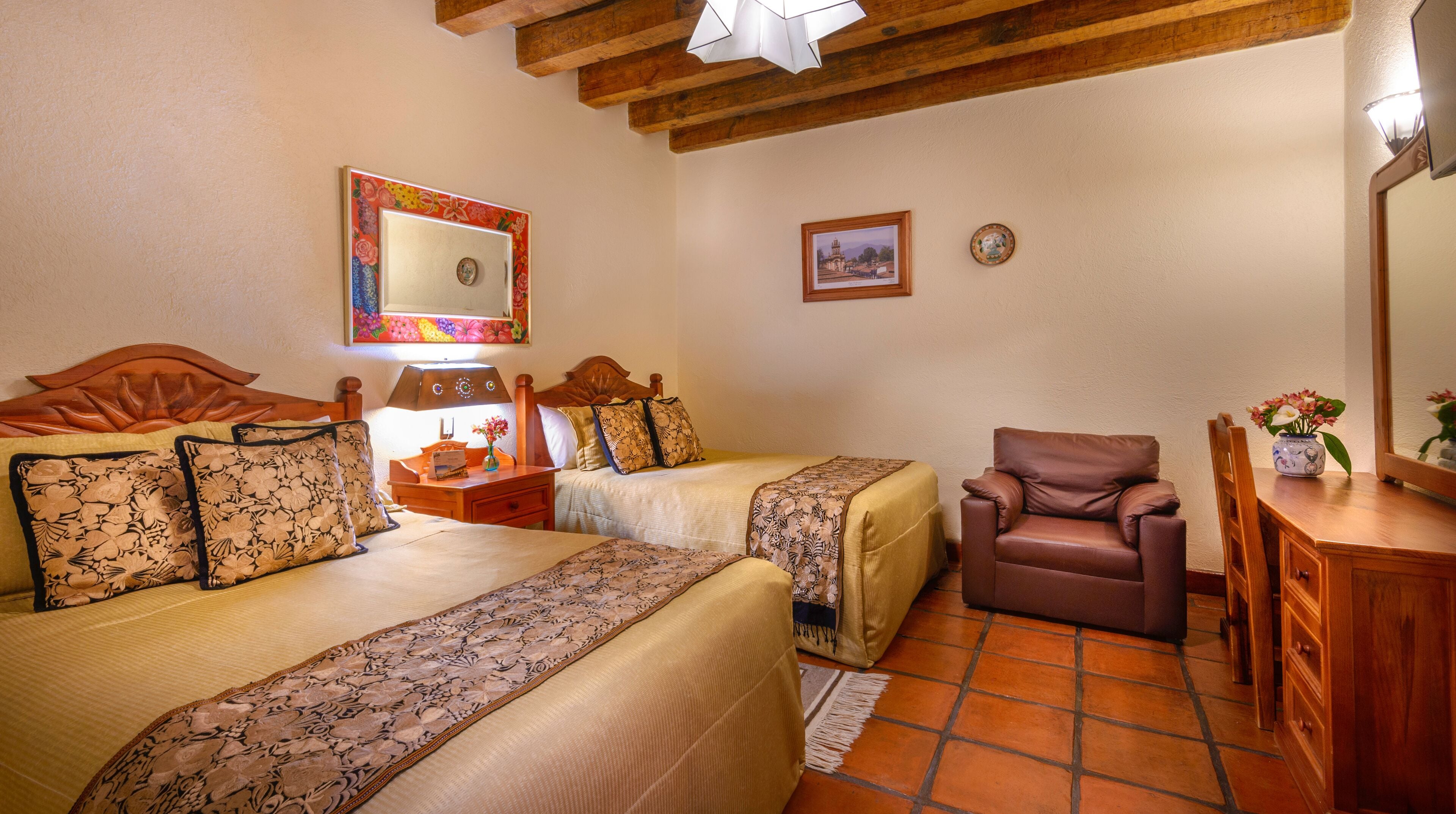 standard double room | hypo-allergenic bedding, down duvets, individually decorated, desk