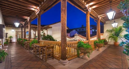 Hotel Casa del Naranjo