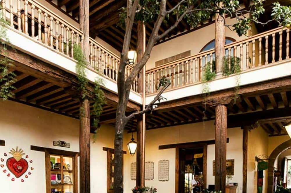 Hotel Casa del Naranjo