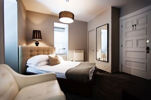 Standard Room, 1 Double Bed, Private Bathroom | Iron/ironing board, free WiFi, bed sheets