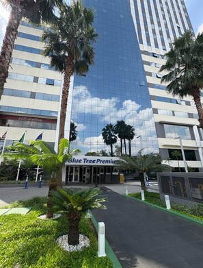 Front of property - Blue Tree Premium Alphaville (Barueri)