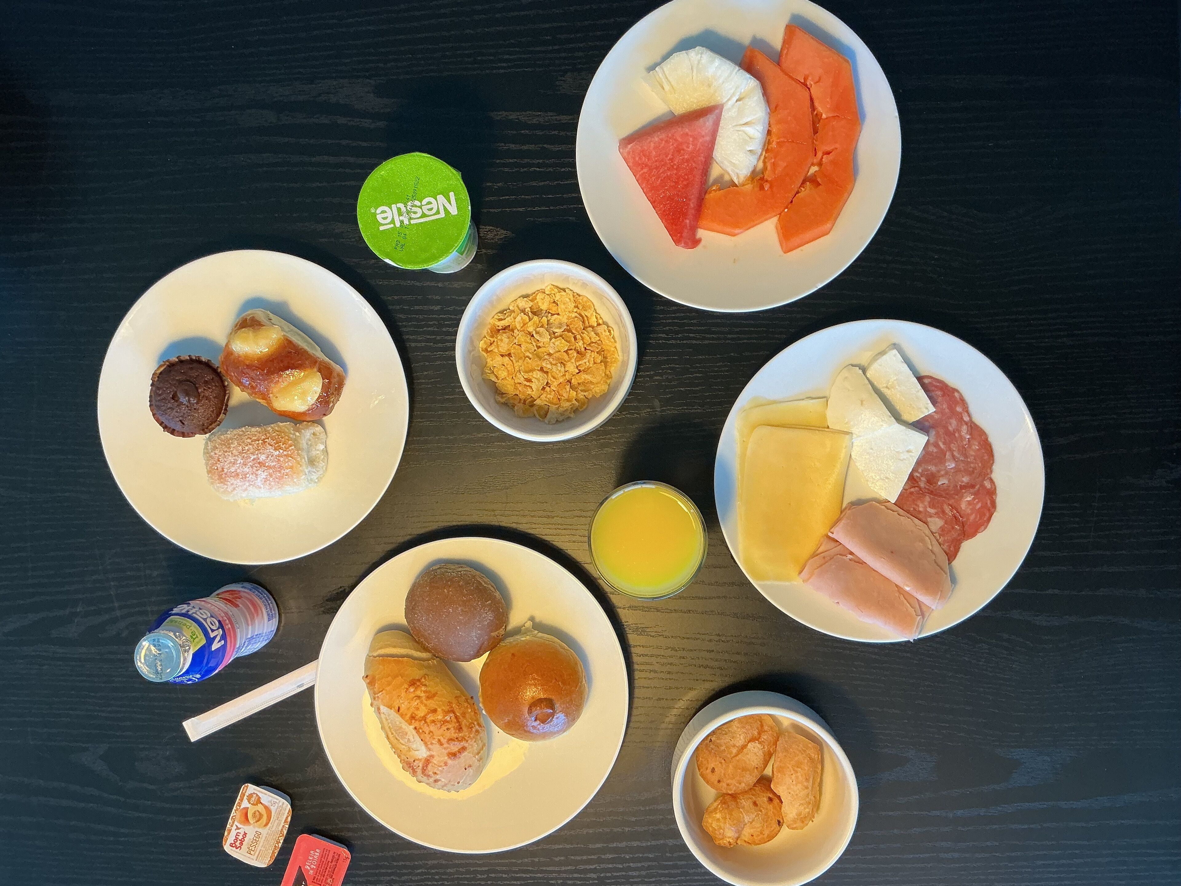 뷔페 아침 식사