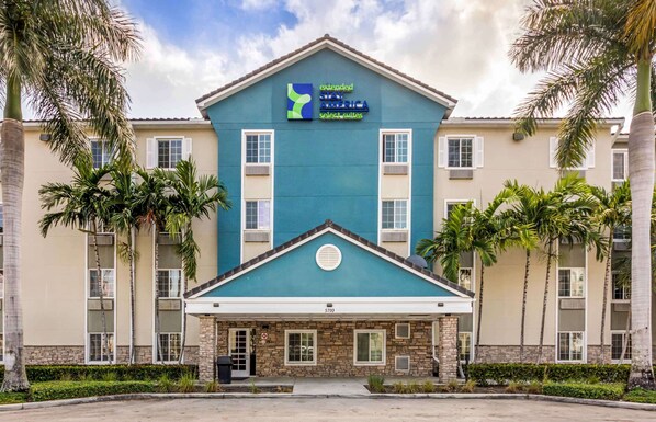 Exterior - Extended Stay America Select Suites - Fort Lauderdale - Airport - West (Davie)