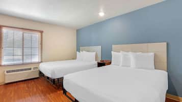 Standard Studio, Non Smoking, Refrigerator & Microwave | Desk, laptop workspace, iron/ironing board, free WiFi