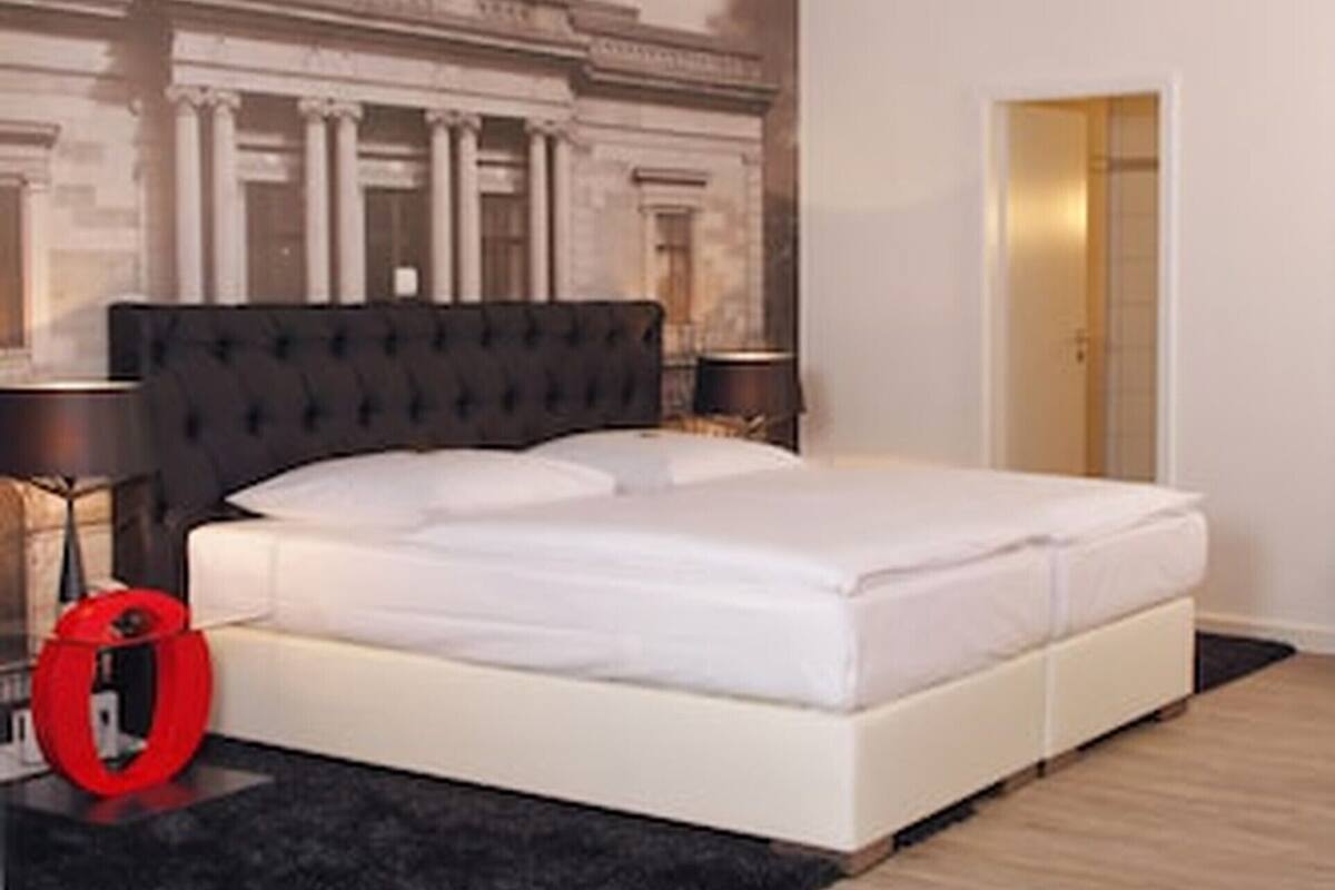 standard double room | premium bedding, minibar, desk, soundproofing