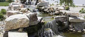 Blue Gate Garden Inn