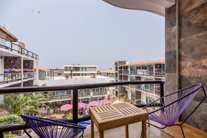 Junior Suite, 1 King Bed, Accessible, Kitchenette | Balcony view - Hotel Rockaway (Puerto Escondido)