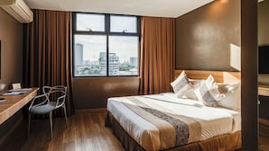 Kamar Deluks, 1 Tempat Tidur Queen | Pemandangan kota