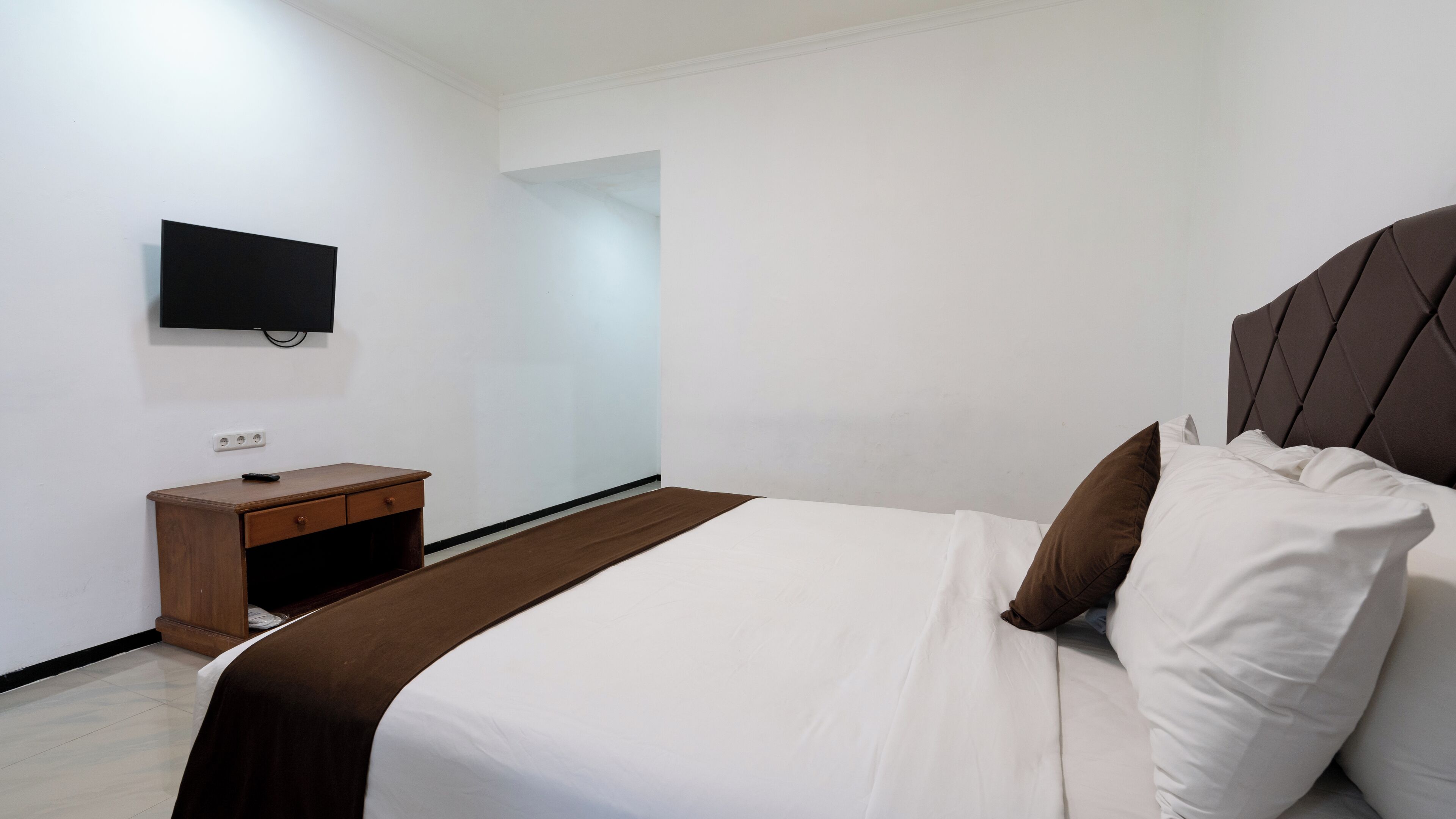 Executive Suite | Free WiFi, bed sheets