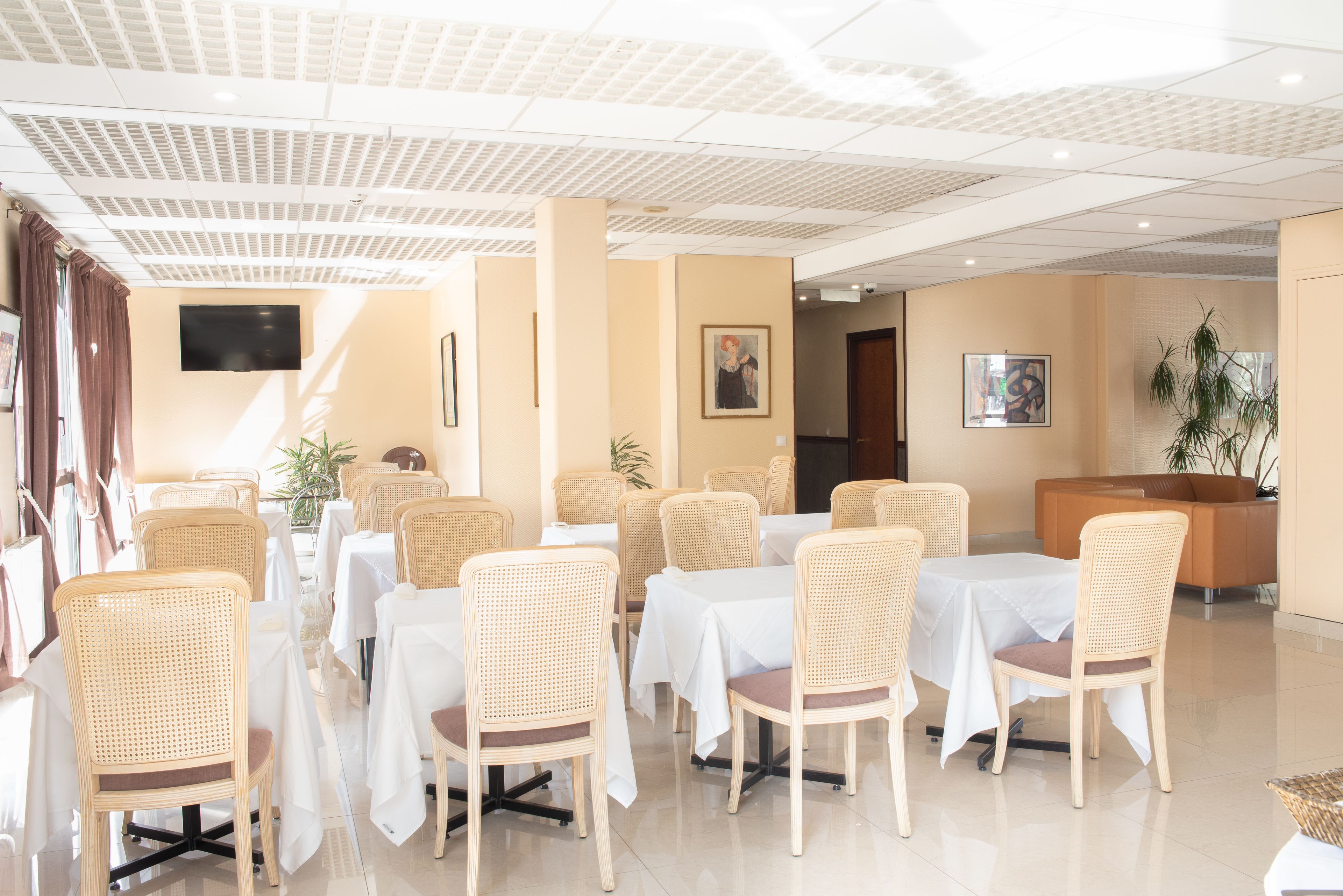 daily buffet breakfast (eur 10.9 per person)
