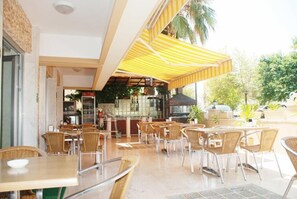 Aamiainen, lounas ja illallinen; turkkilainen keittiö