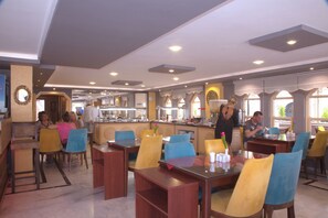 Breakfast, lunch, dinner served; Turkish cuisine 