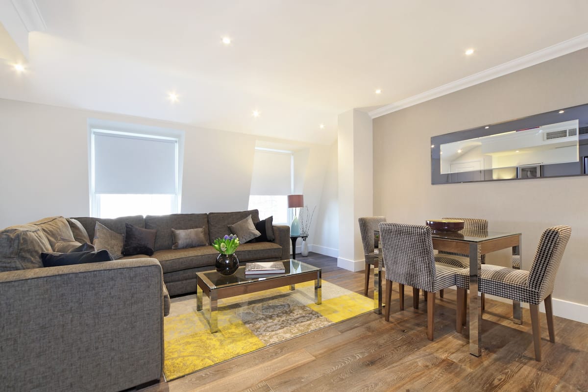Deluxe One Bedroom Apartment | Vista dalla camera