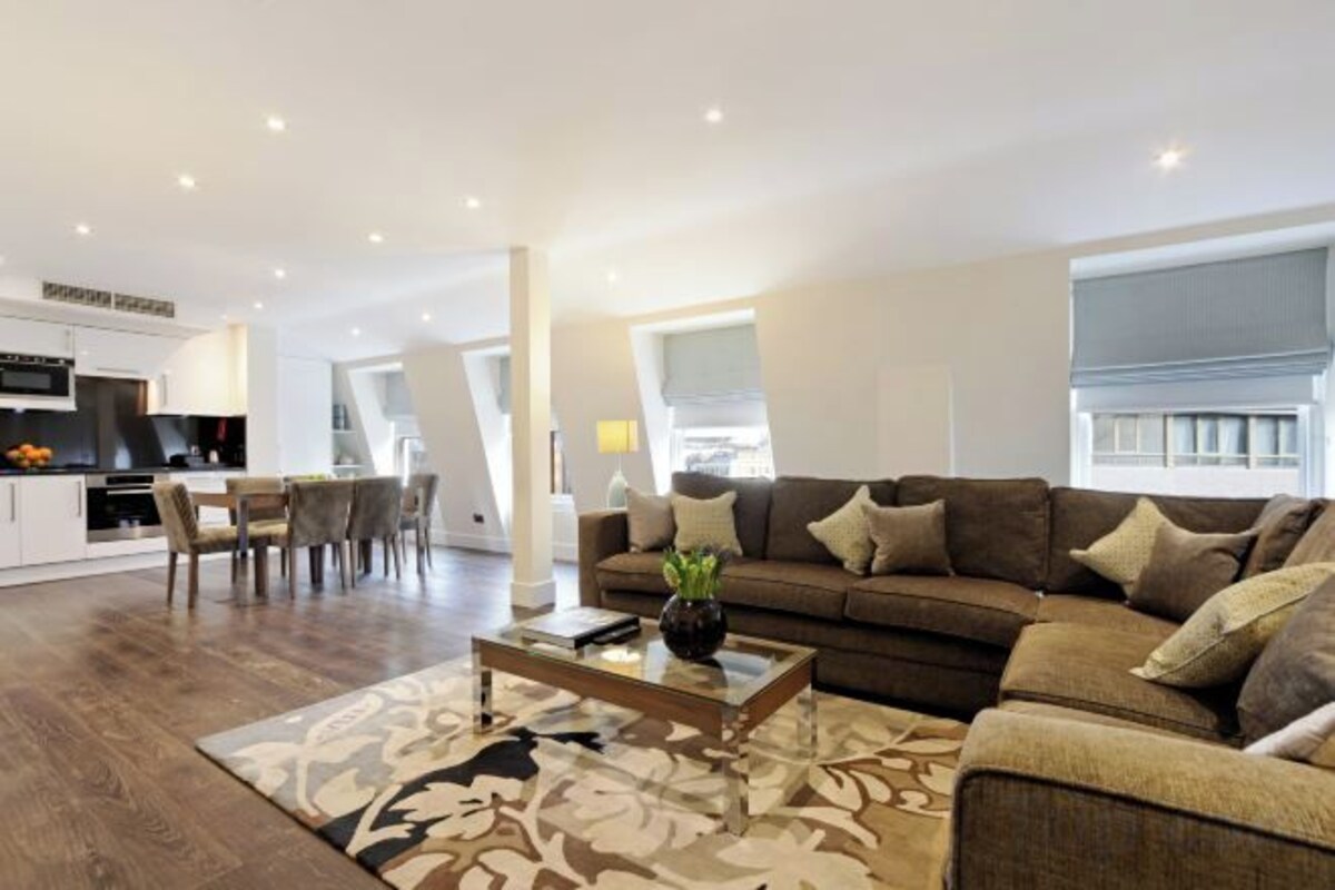 Three-Bedroom Penthouse