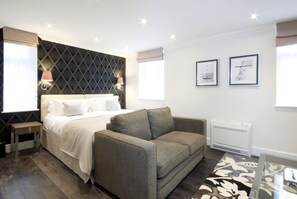 Superior Studio Apartment