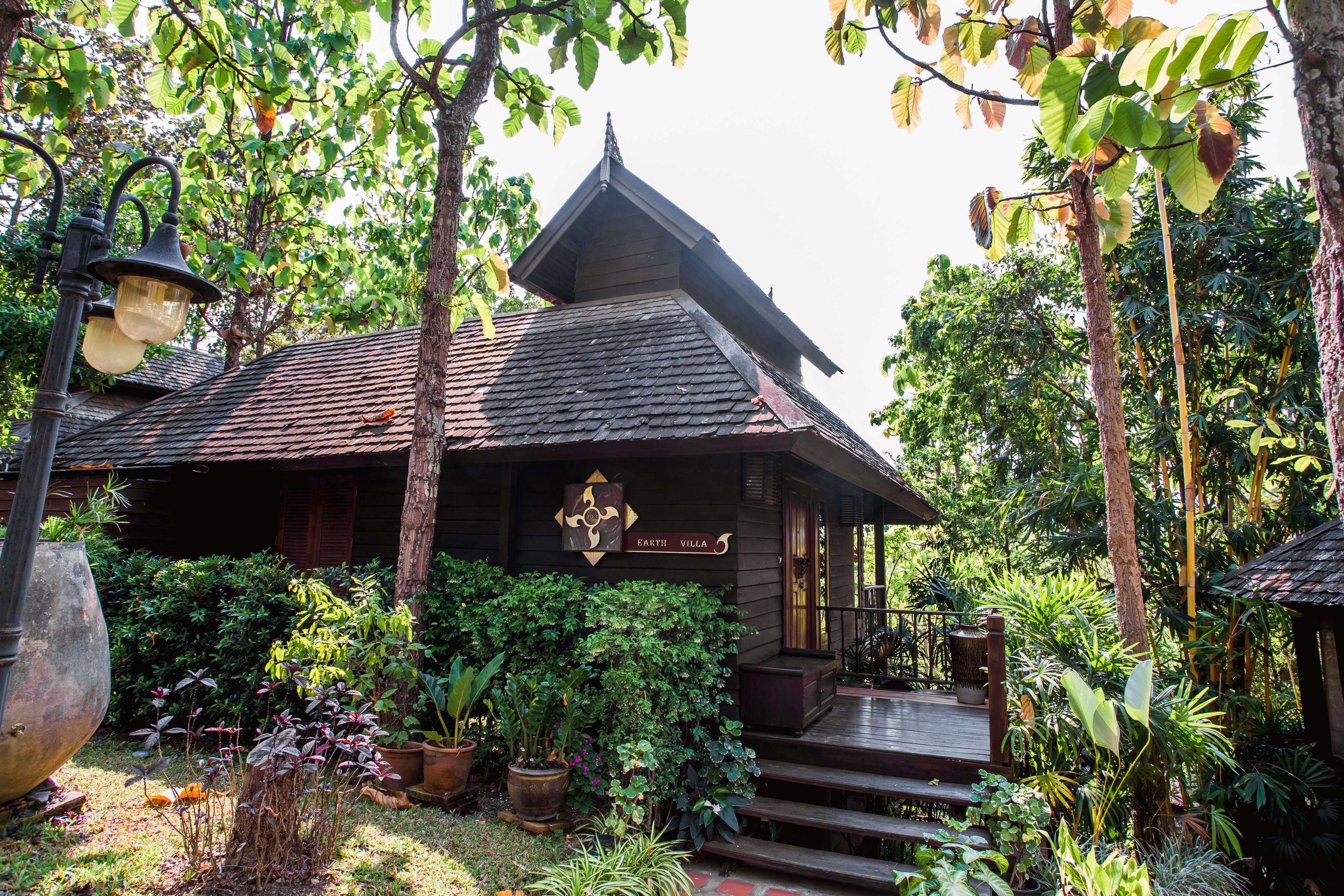 mountain villa | front of property