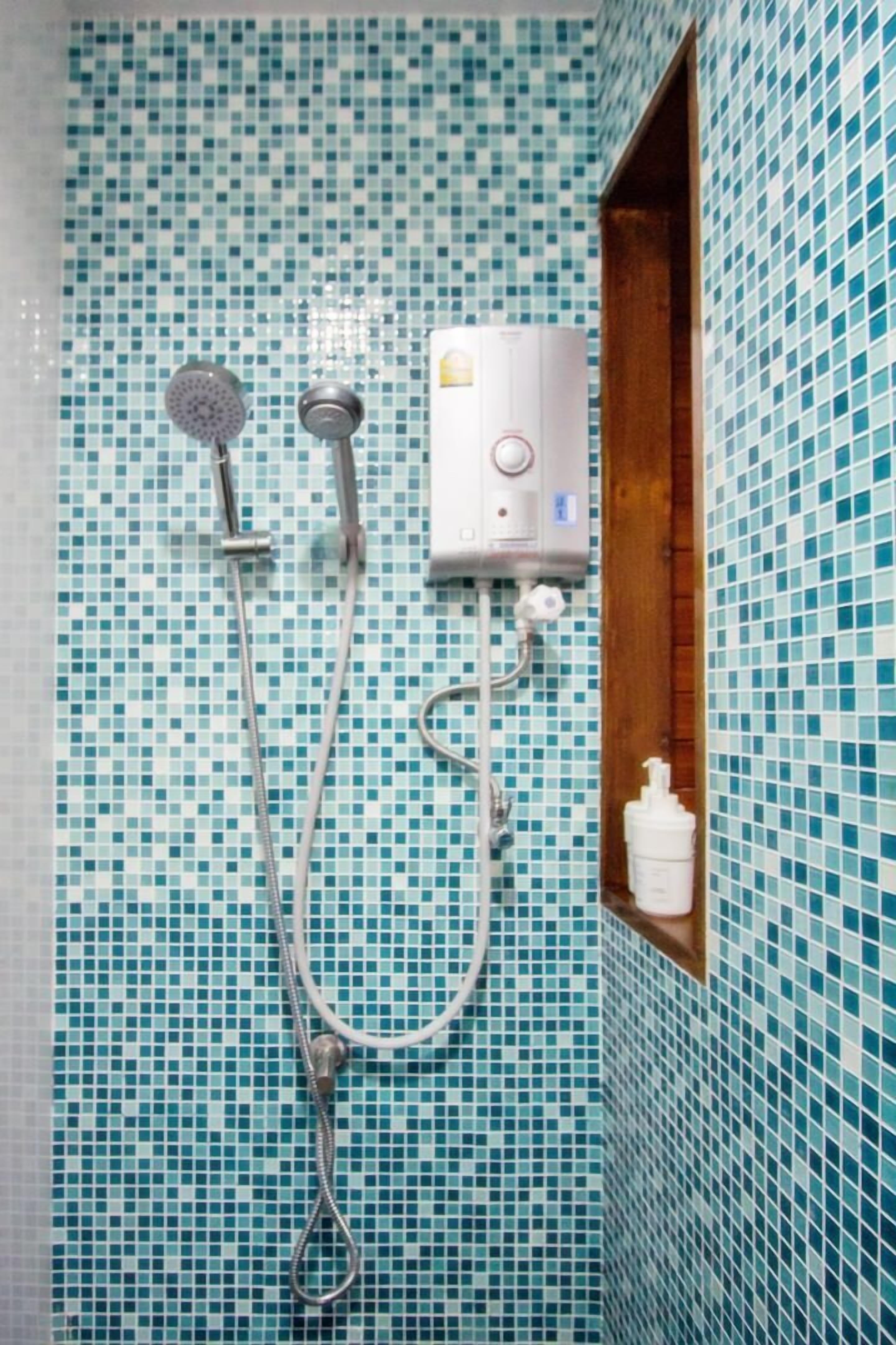 Superior Double Room | Bathroom