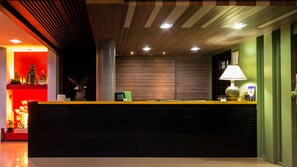 Mostrador para check-in y check-out