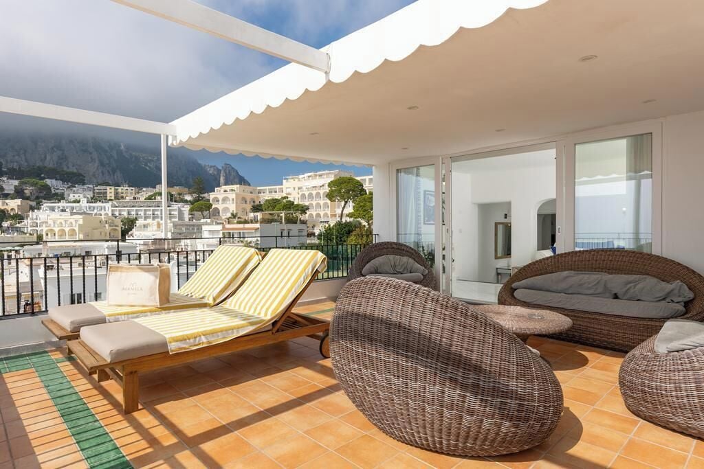 Superior Suite, 2 Bedrooms, Sea View | Terrace/patio