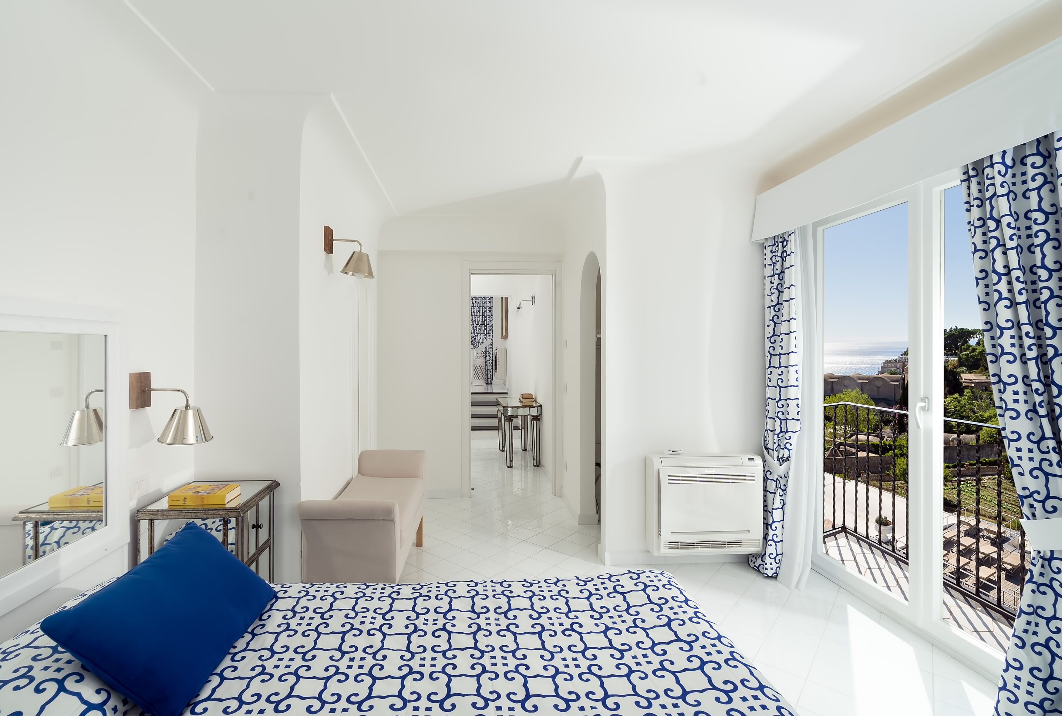 superior suite, 2 bedrooms, sea view | minibar, in-room safe, individually decorated, individually furnished