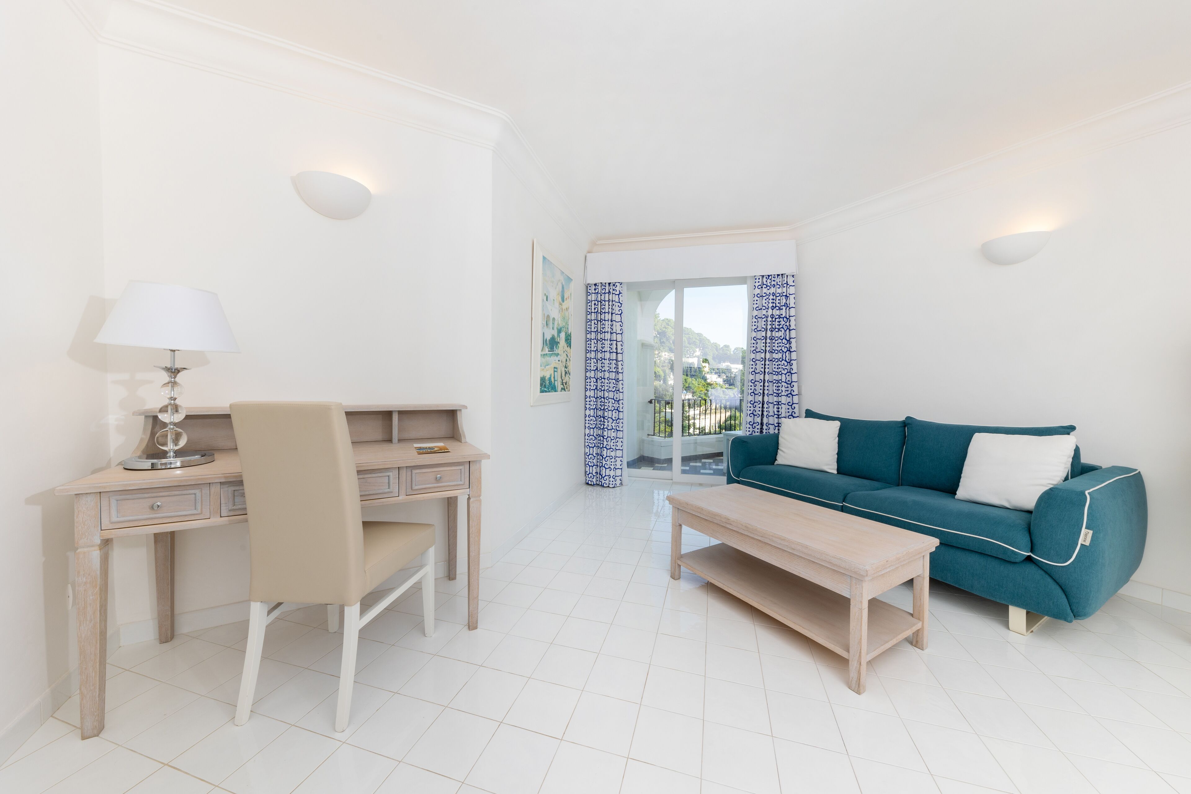 superior double room, partial sea view | minibar, in-room safe, individually decorated, individually furnished