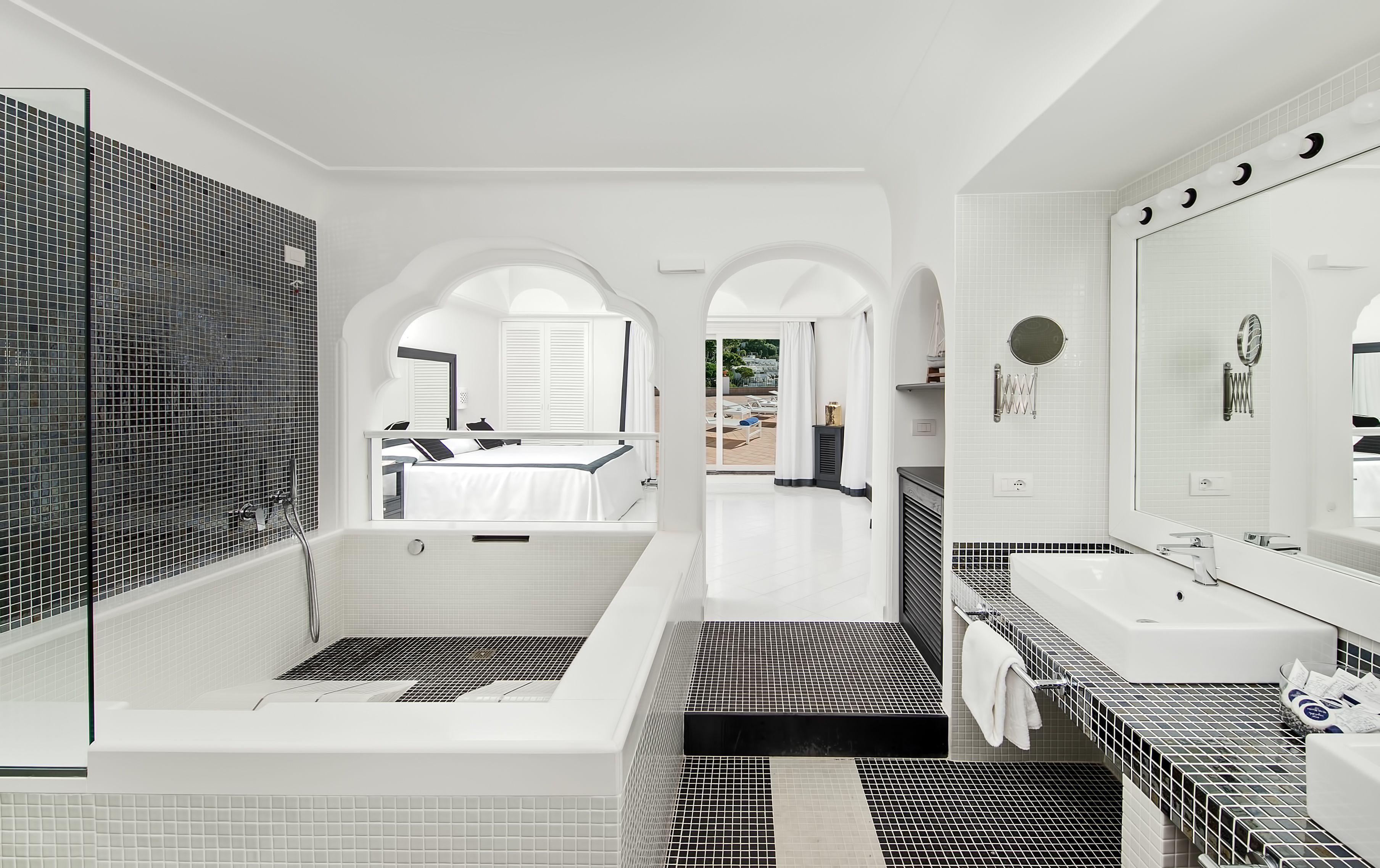 exclusive suite, 2 bedrooms, sea view | bathroom | free toiletries, hair dryer, slippers, towels