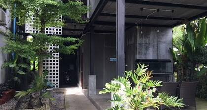 Nokhook House Trang - Hostel