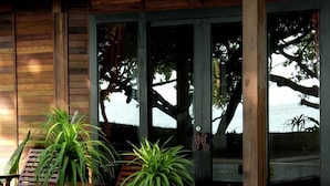 Beachfront Wooden Villa | Terrace/patio - Coral Garden Resort (Ko Kradan)