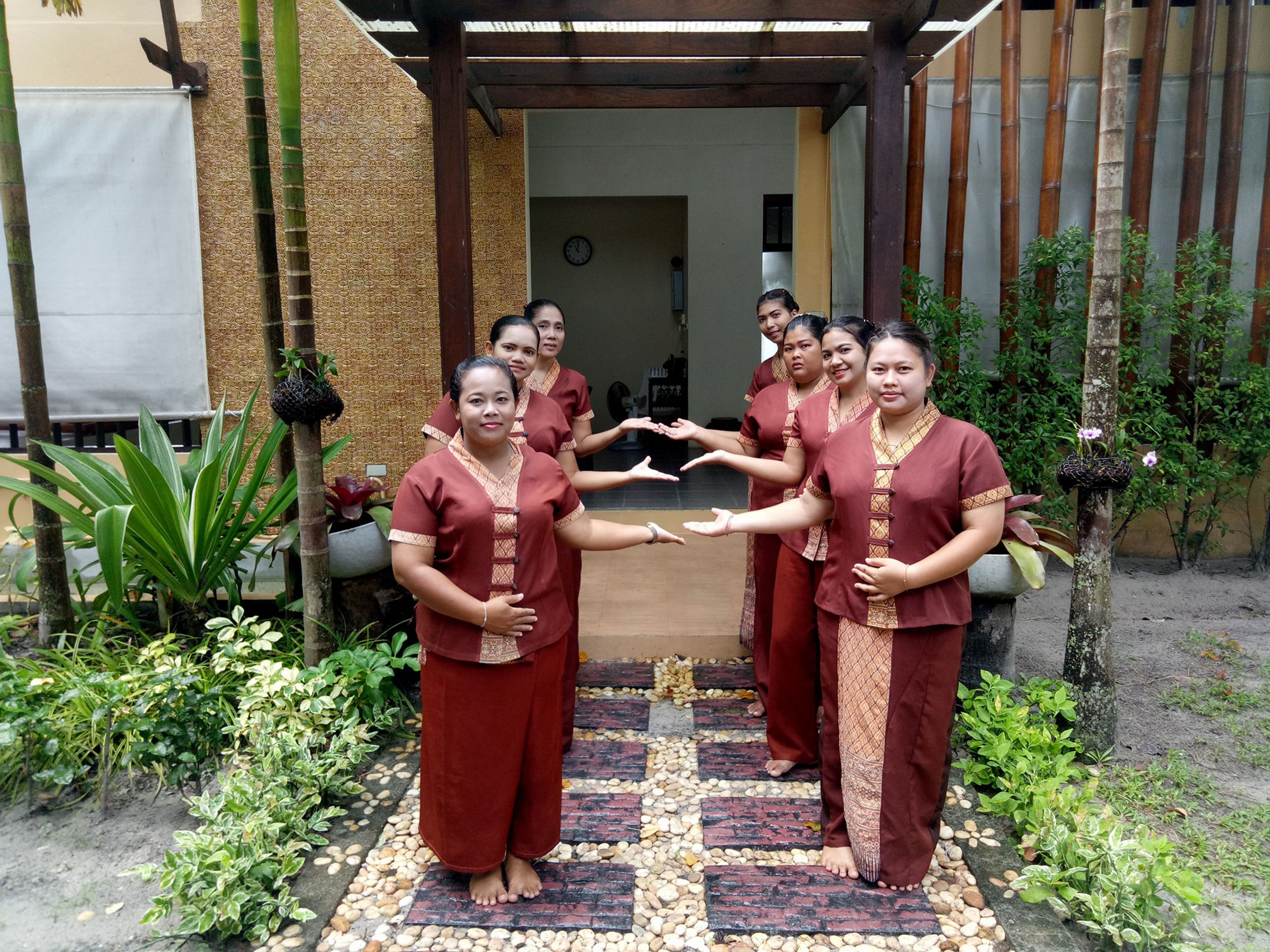 deep-tissue massages, swedish massages, thai massages, sports massages