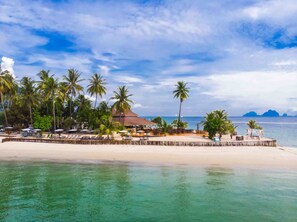 Pemandangan pantai/laut