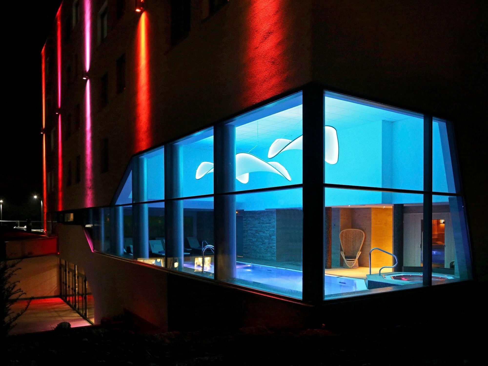 4 Star Hotels
