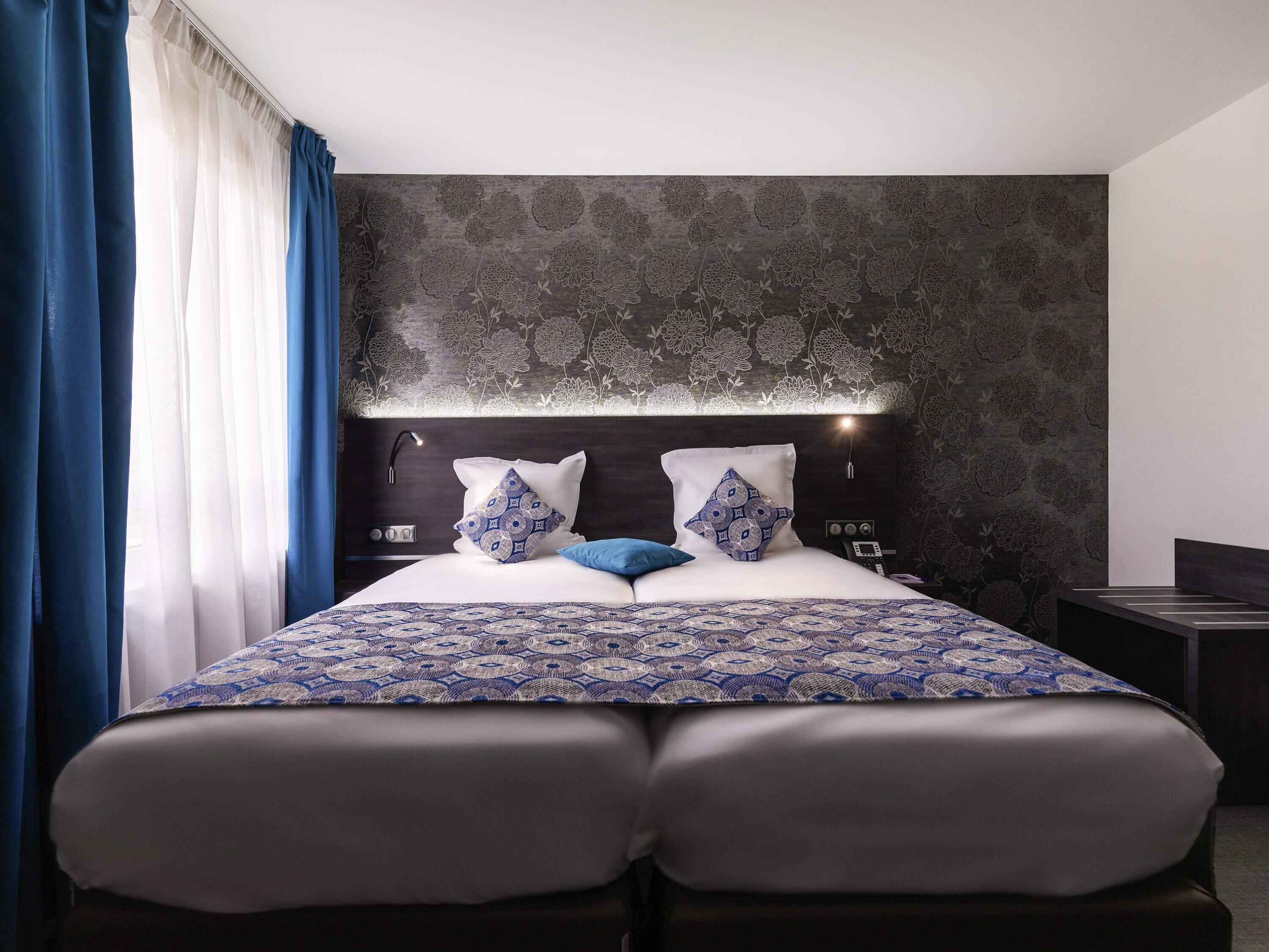 Premium bedding, pillowtop beds, in-room safe, desk