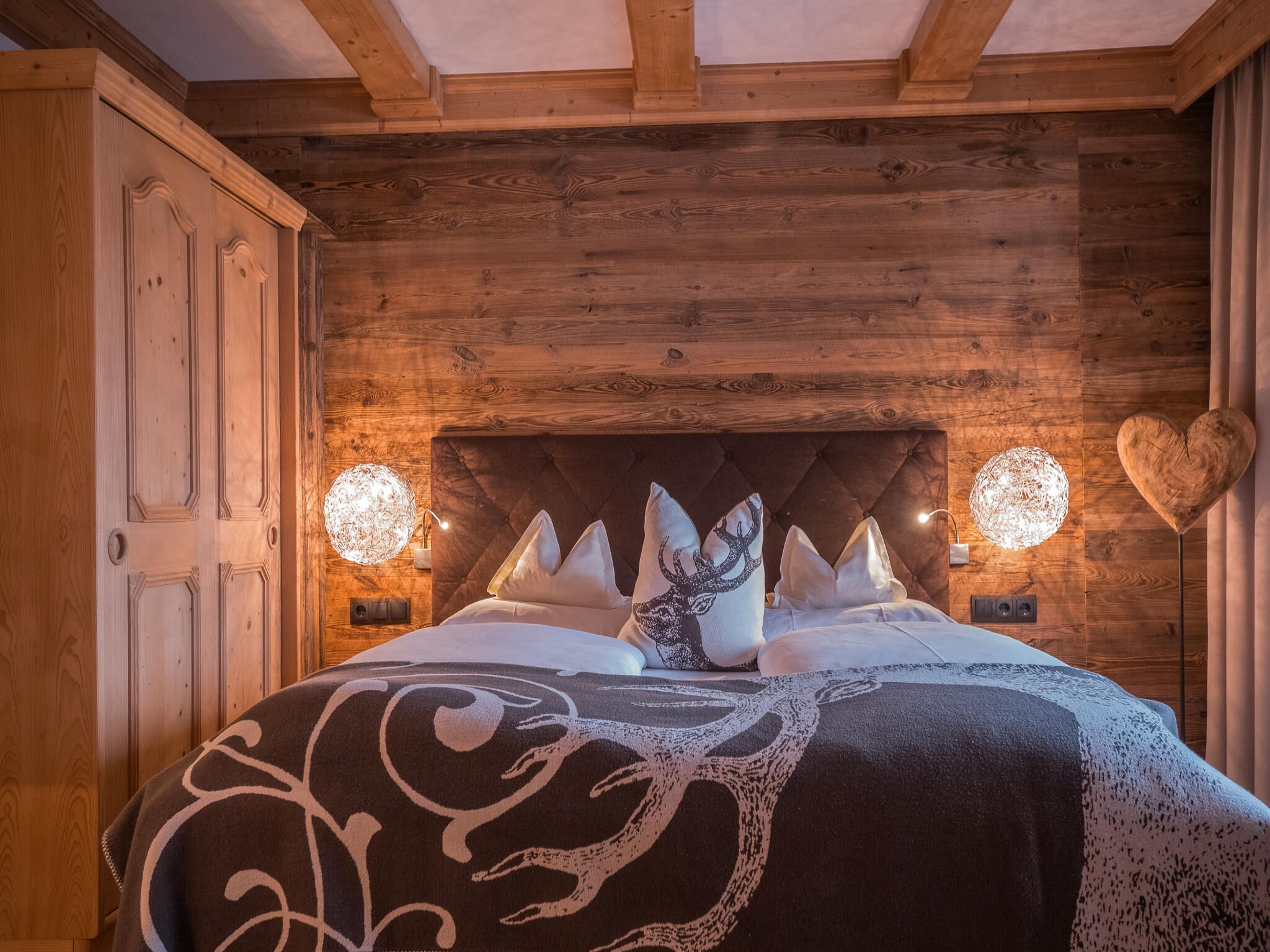 Suite, Balcony, Mountain View (Landhaus) | Minibar, in-room safe, desk, blackout drapes