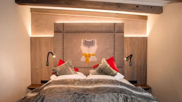 Superior Suite, Balcony, Mountain View