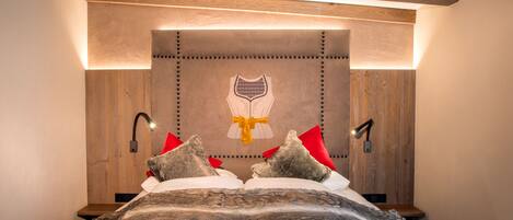 Superior Suite, Balcony, Mountain View | 2 bedrooms, minibar, in-room safe, desk