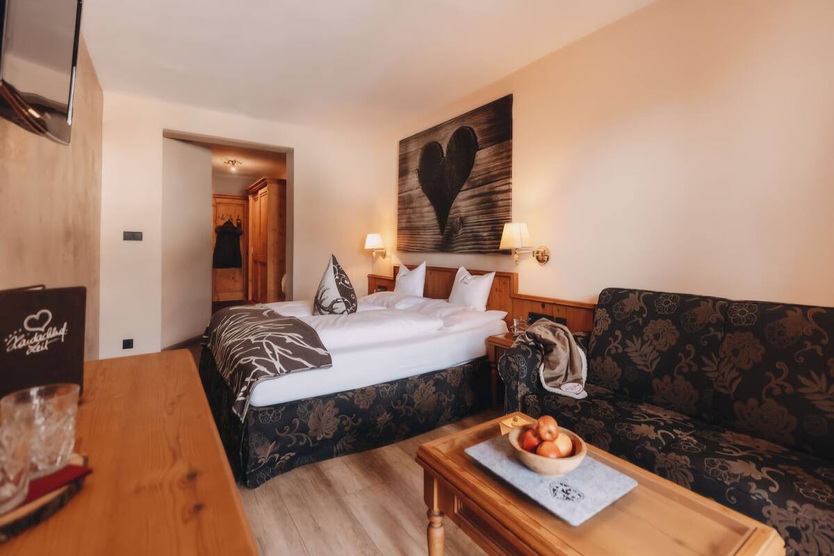 Premium Room, 2 Bedrooms, Balcony, Mountain View | Minibar, in-room safe, desk, blackout drapes