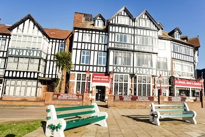 Grosvenor House Hotel