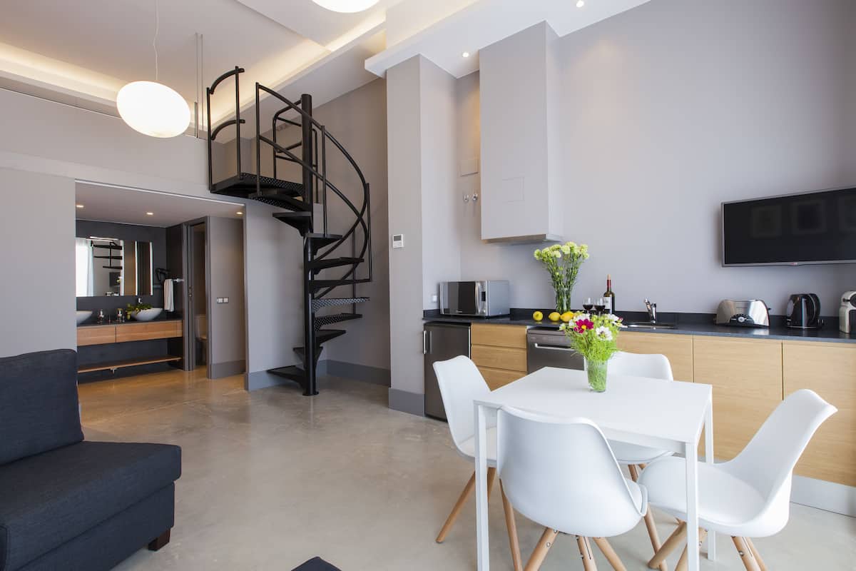 Loft (Plus) | Pasti in camera