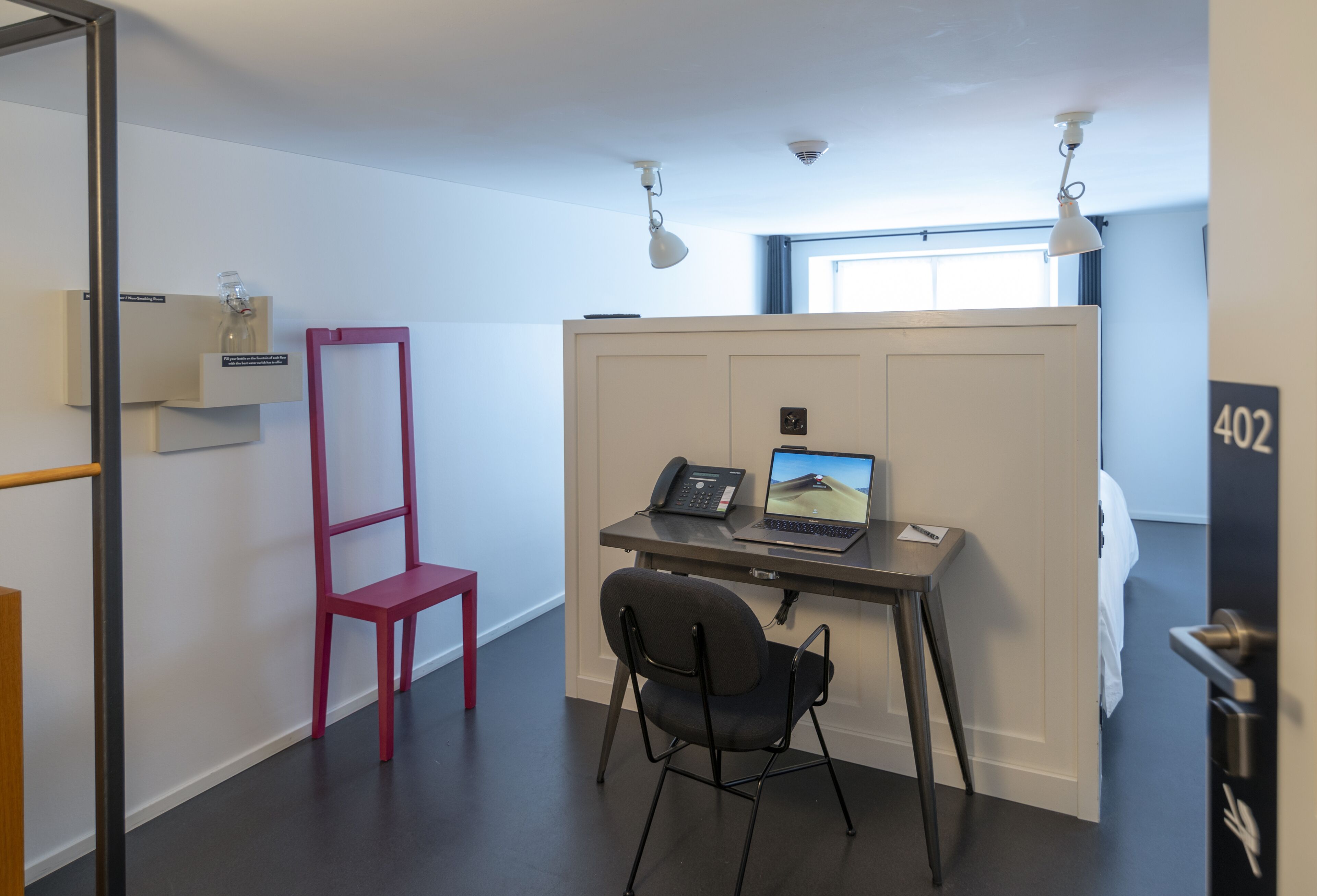 single queen | 1 bedroom, premium bedding, in-room safe, individually decorated