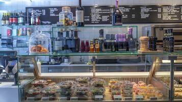 Snack bar