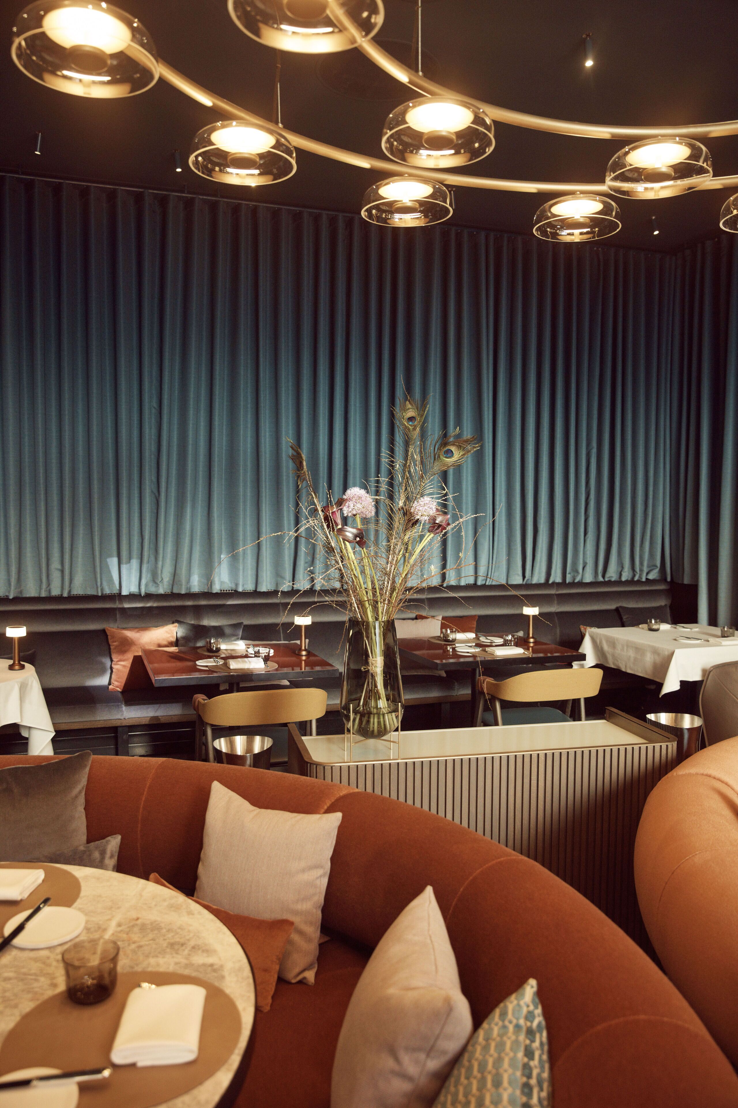 lunch and dinner served, modern european cuisine