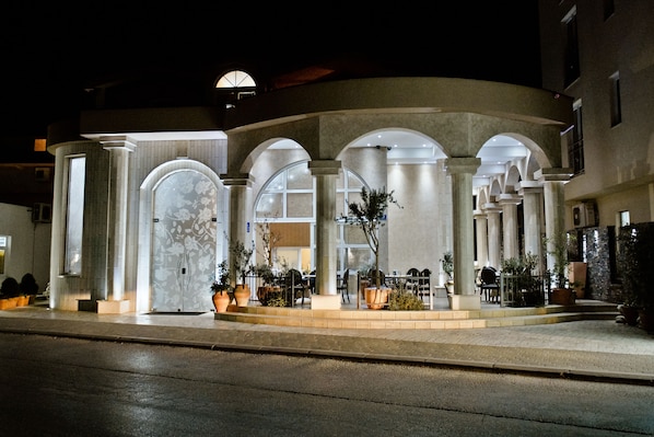 Front of property – evening/night - Hotel Flowers (Citluk)