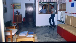 Nicht klassifiziertes Bild, 3 von 15, Schaltfläche