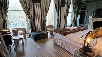 Executive Double Room, Private Bathroom | 1 bedroom, hypo-allergenic bedding, memory-foam beds