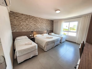 Superior kamer | Een minibar, een kluis op de kamer, verduisterende gordijnen